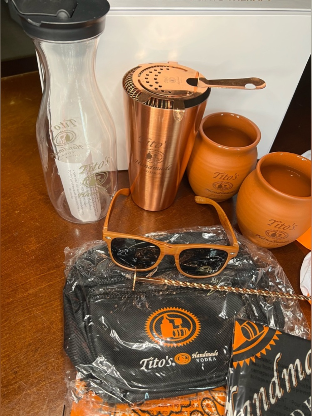 Lot of Tito’s items: cups, drink shaker, fanny pack, sunglasses, carafe - Picture 2 of 8
